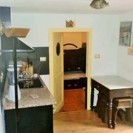 Monolocale In Appartement *